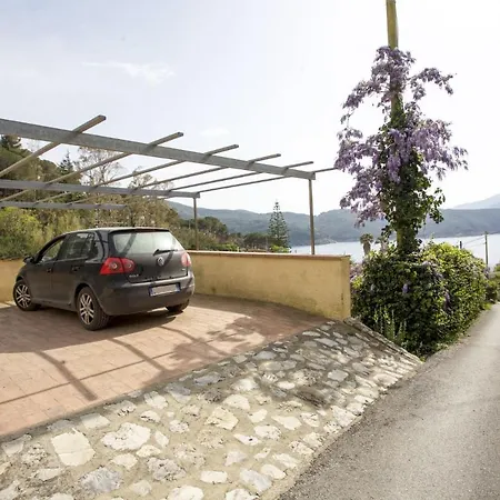 Apartment Il Sottomarino - Goelba