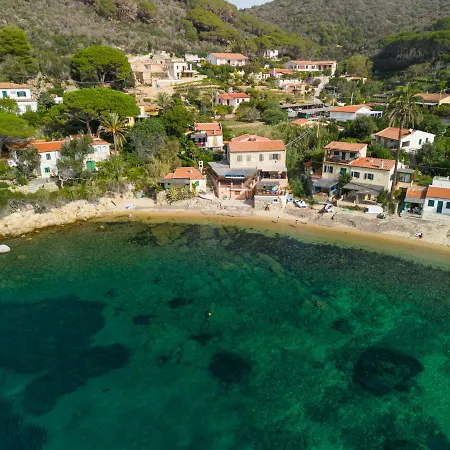 Il Sottomarino - Goelba Апартаменты *