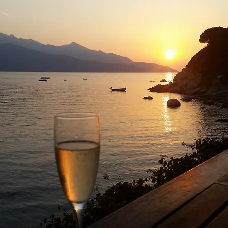 Il Sottomarino - Goelba Portoferraio