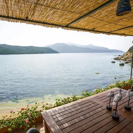 Il Sottomarino - Goelba Appartement